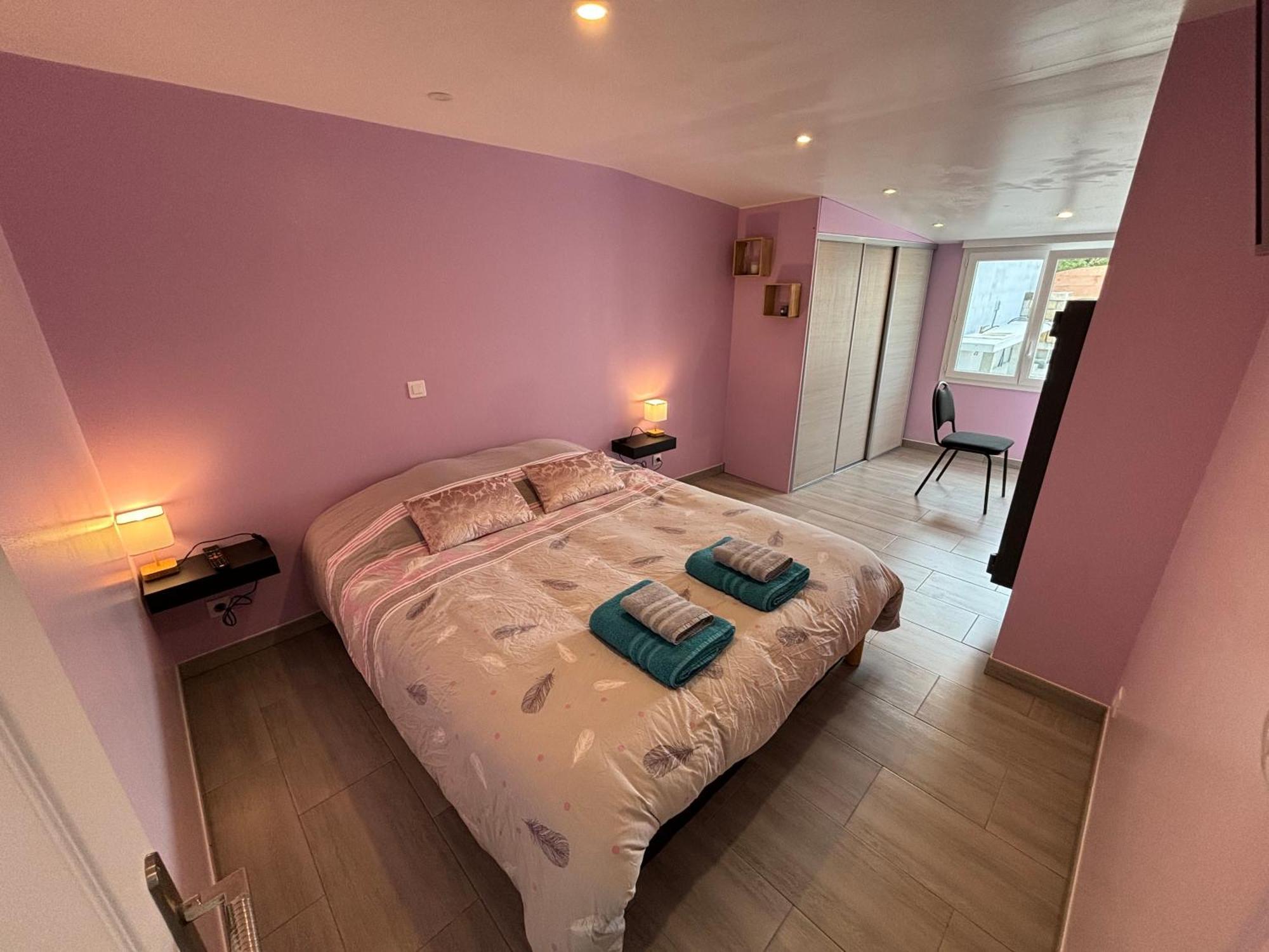 Gite Acces Direct A La Plage Du Dday Saint-Marcouf Ngoại thất bức ảnh